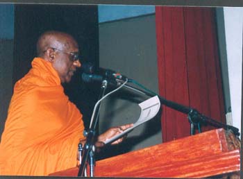 2003.01 04 - Akta Patra Pradanaya ( credential ceremony) at citi hall in Kurunegala about The Ch3.jpg